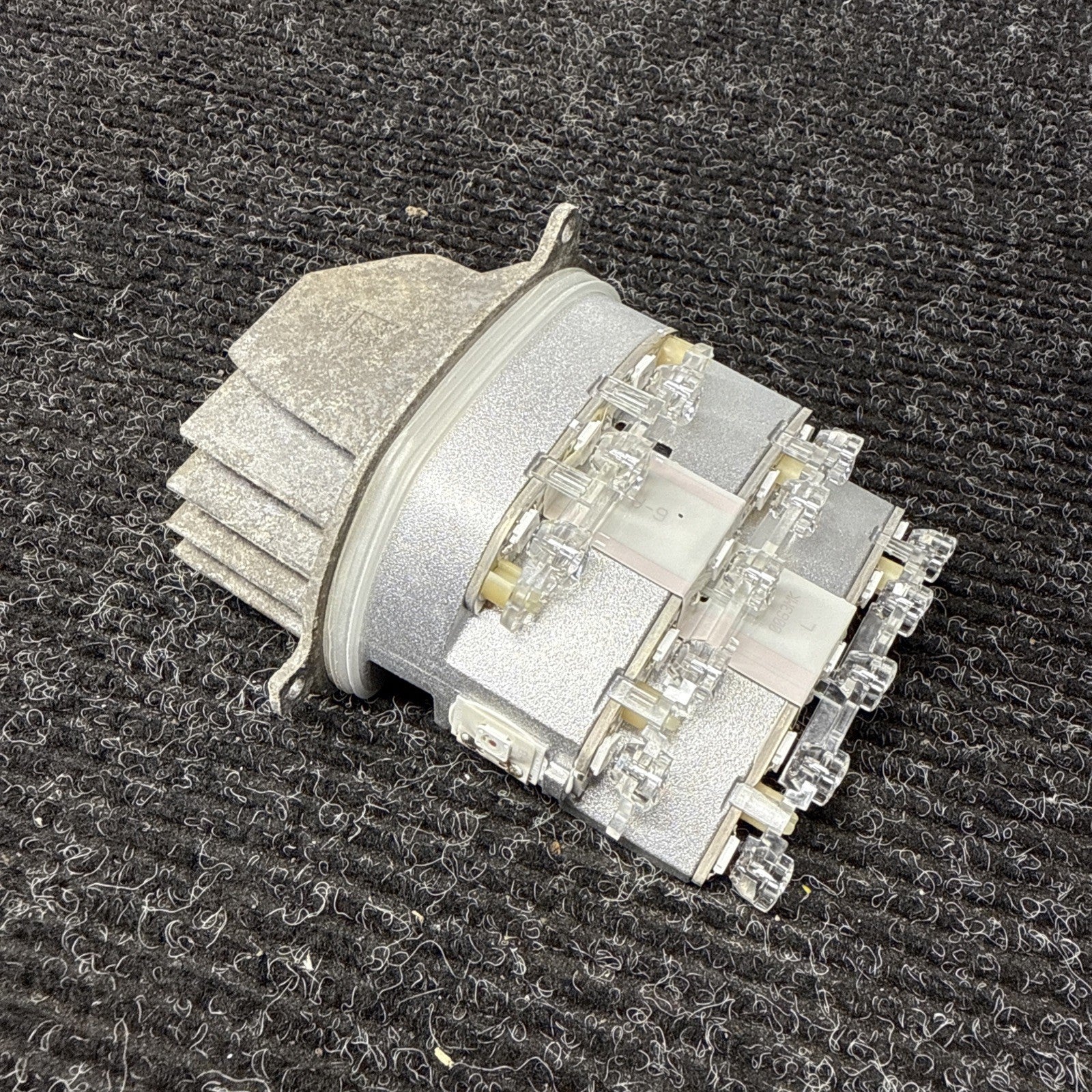 ☑️ 09-12 BMW E90 E91 Front Left Driver Turn Signal LED Headlight Module OEM