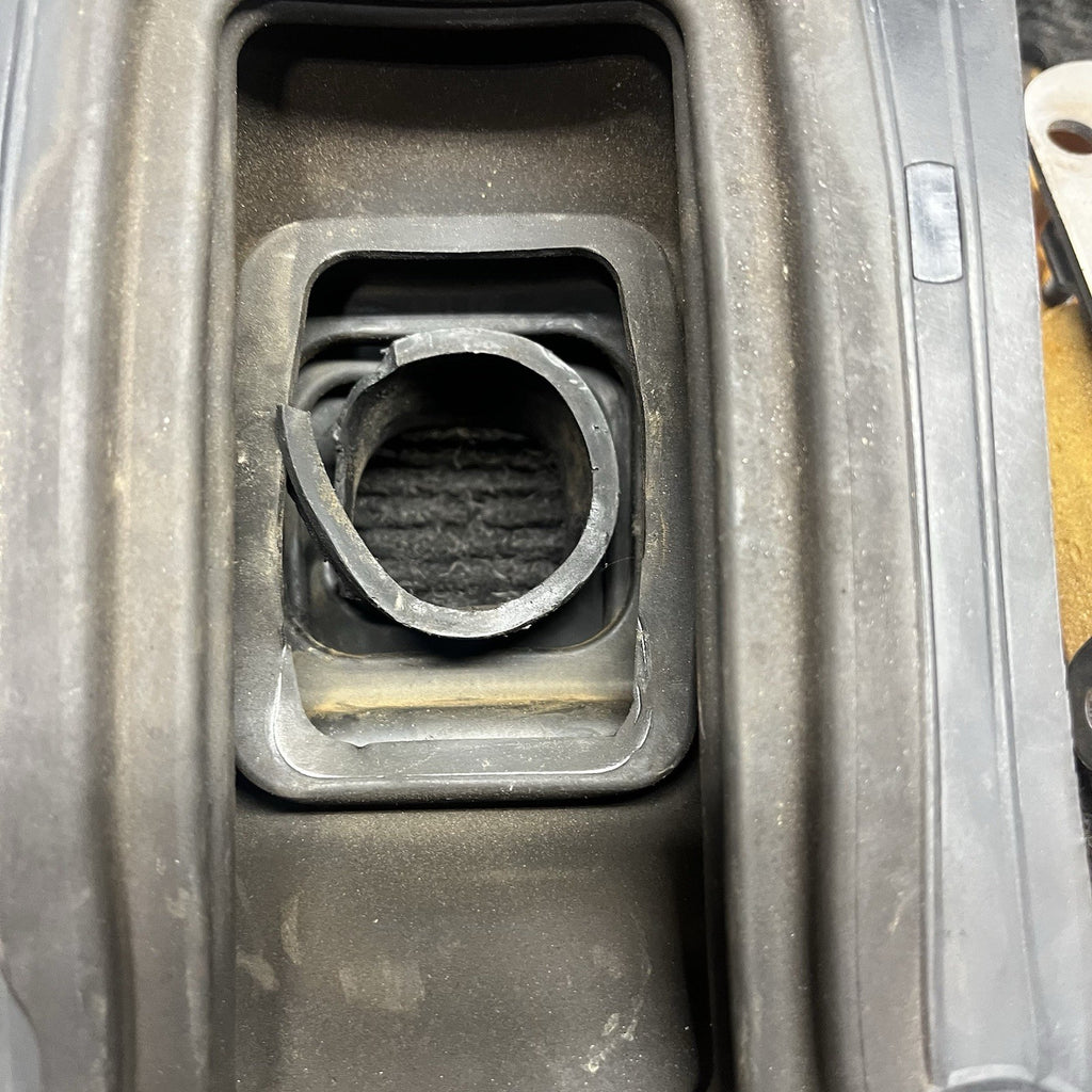 ☑️ 2013-2020 TOYOTA 86 FRS BRZ OEM SHIFTER METAL BRACKET BOOT & FOAM INSULATOR