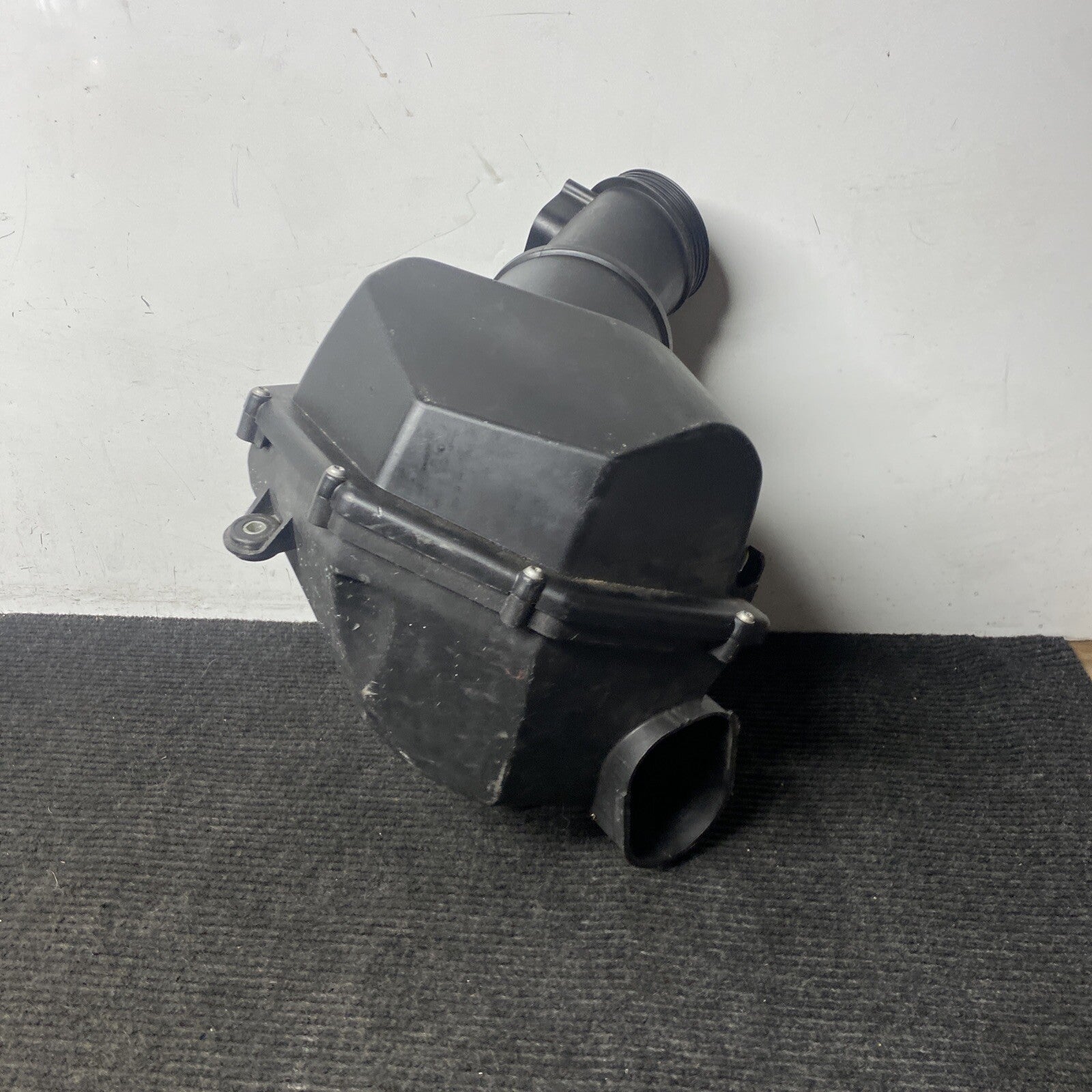 ☑️ OEM BMW M6 F06 F12 F13 M5 F10 S63 Right Side Airbox Air Filter Cleaner Intake