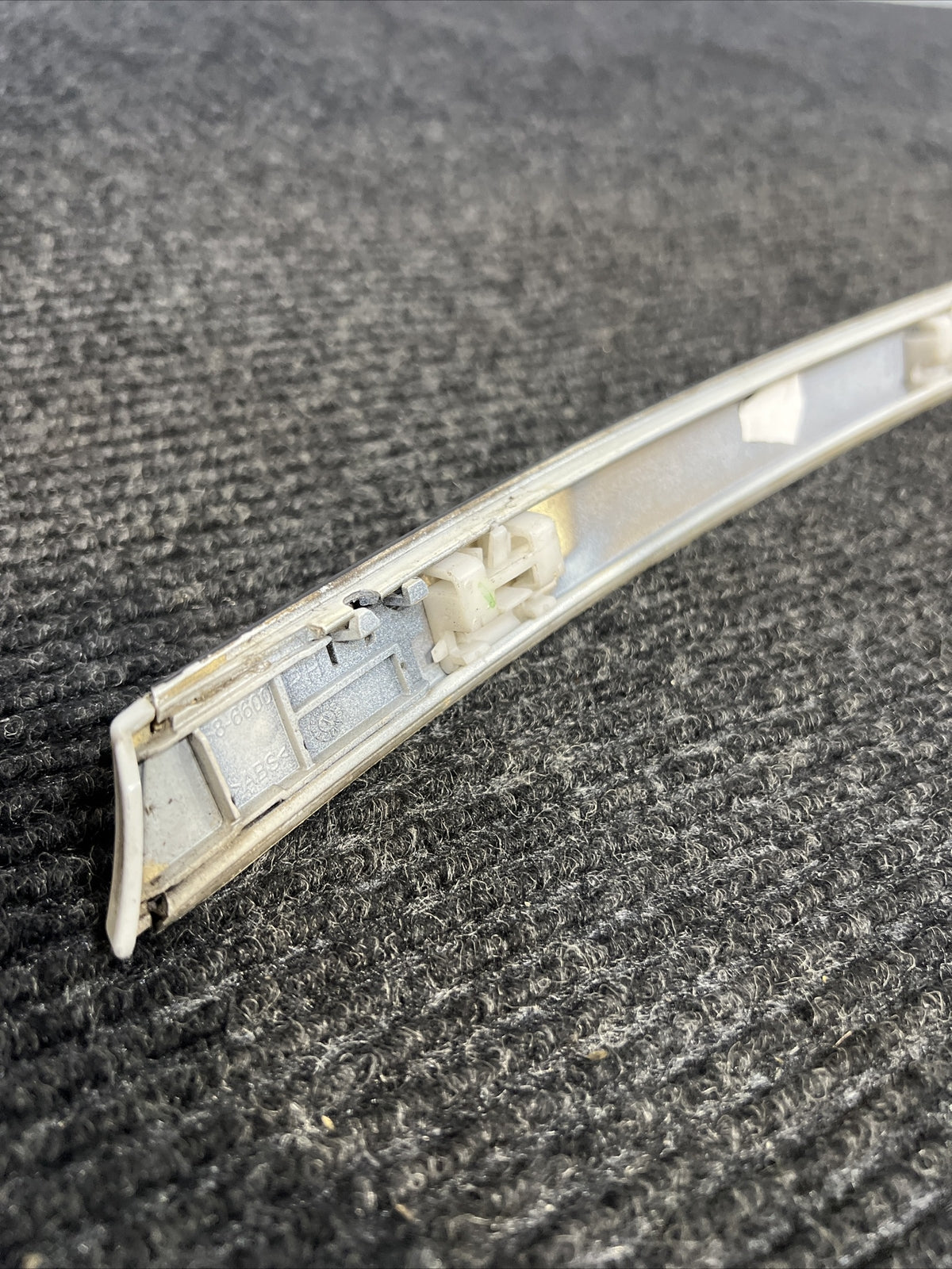 2014 - 2017 BMW M235i F22 Right Roof Strip Trim Set ALPINEWEISS Oem