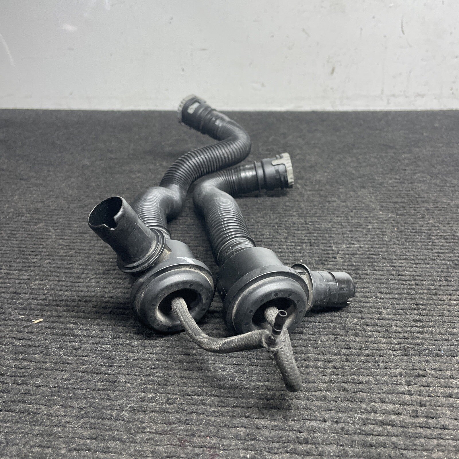 ☑️ 07-10 OEM BMW E90 E92 E93 335 Charge Pipe Diverter Valves Induction Pipe N54