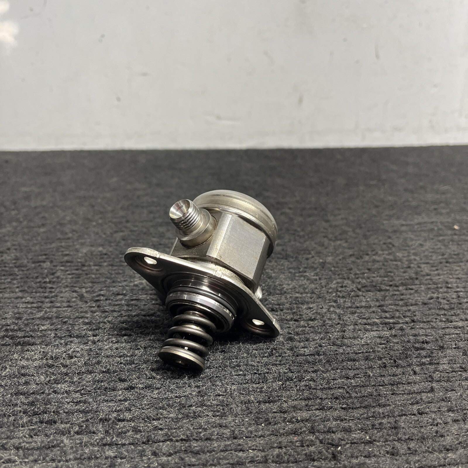☑️ 11-16 OEM BMW E92 F30 F10 F13 F22 X1 X6  N55 HPFP High Pressure Fuel Pump