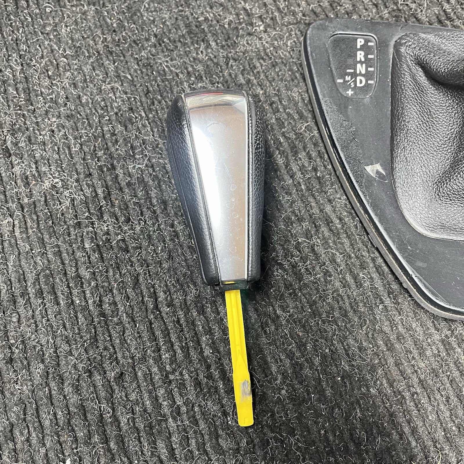 ☑️ 07-13 BMW E90 E92 328I 335I AUTOMATIC TRANSMISSION SHIFTER SELECTOR TRIM BOOT