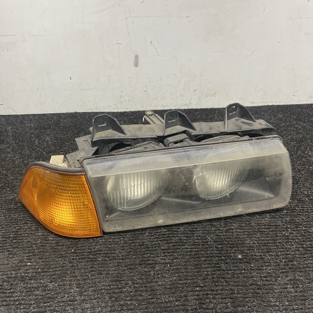☑️ 1992-1999 BMW 328I E36 Convertible Right Passenger Side Halogen Headlight OEM