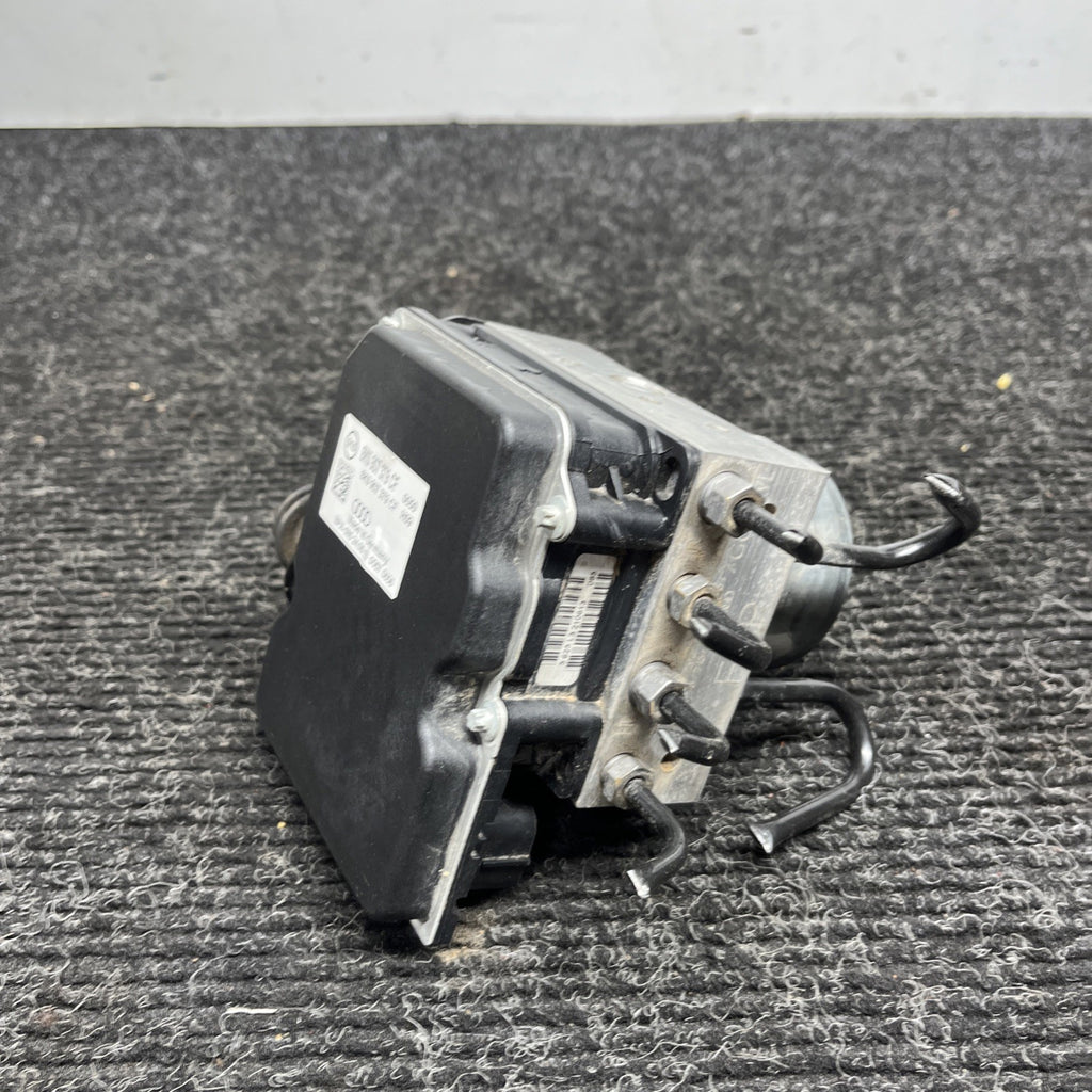 ☑️ 13-14 AUDI A4 A5 S4 S5 (B8 8K 8T) QUATTRO AWD - ABS ESP BRAKE PUMP w/ MODULE