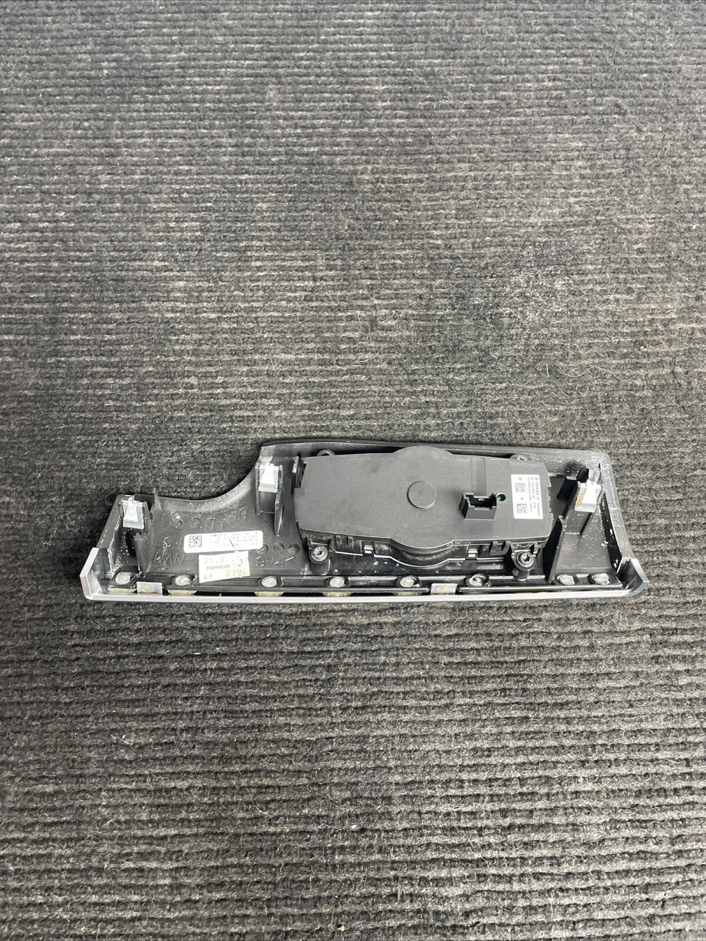 ☑️ 09-15 BMW F01 Left headlight switch bezel headlight switch unit OEM 9204068