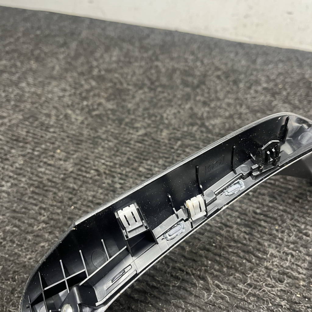 ☑️ 2022-2025 TOYOTA GR86 CENTER CONSOLE GEAR SHIFTER BEZEL TRIM S22009480