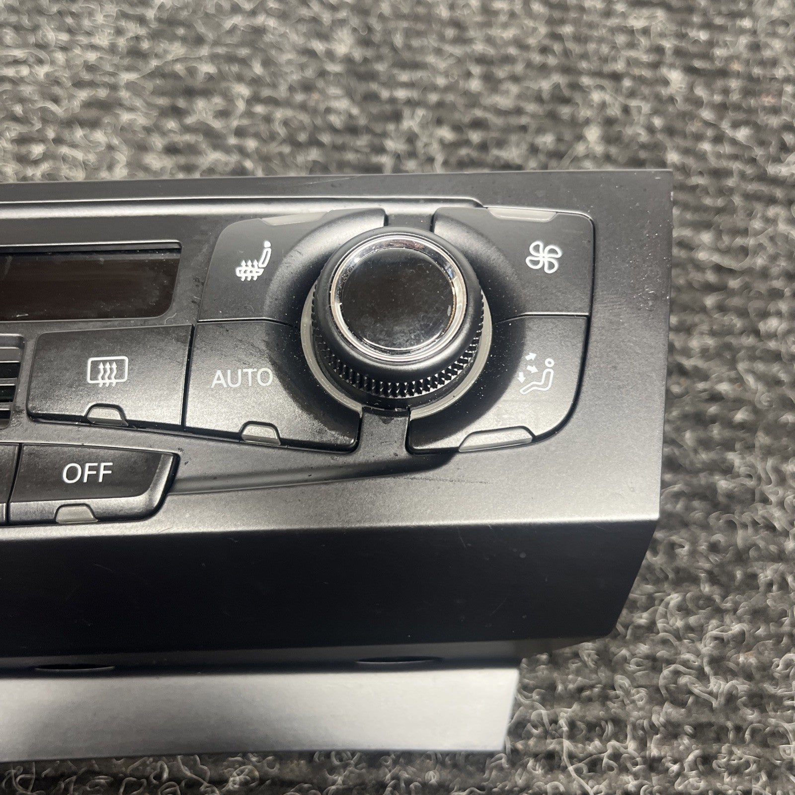 ☑️ 2009 2010 2011 2012 Audi A4 AC Heater Climate Control OEM 8T1820043AQ
