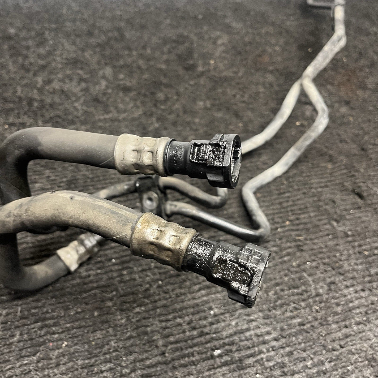 ☑️ 07-13 BMW E82 E88 E90 E92 135I 335I AUTO TRANSMISSION COOLING OIL LINES OEM