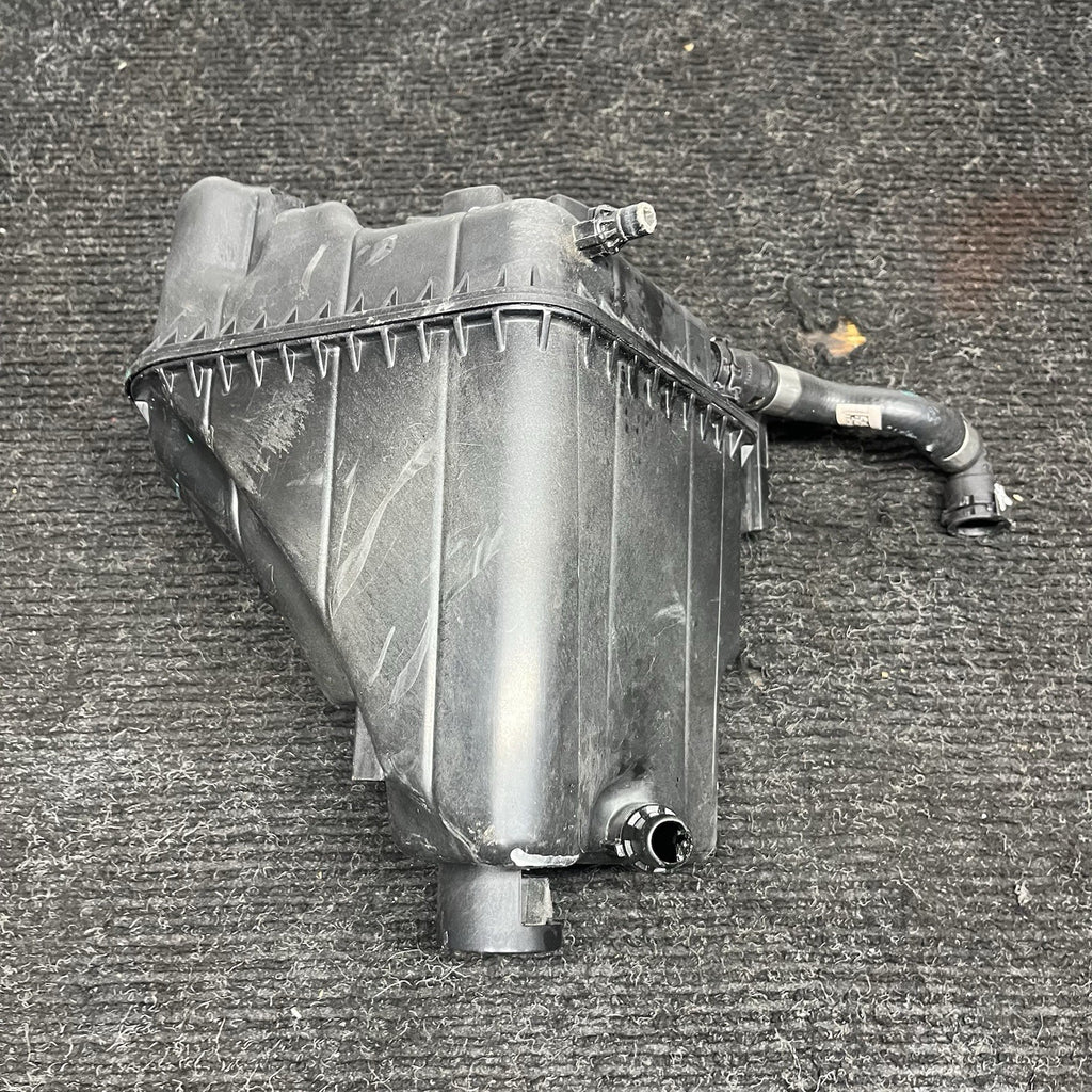 ☑️ 2014-2020 BMW 440i F36 Coolant Expansion Tank Reservoir 8677649