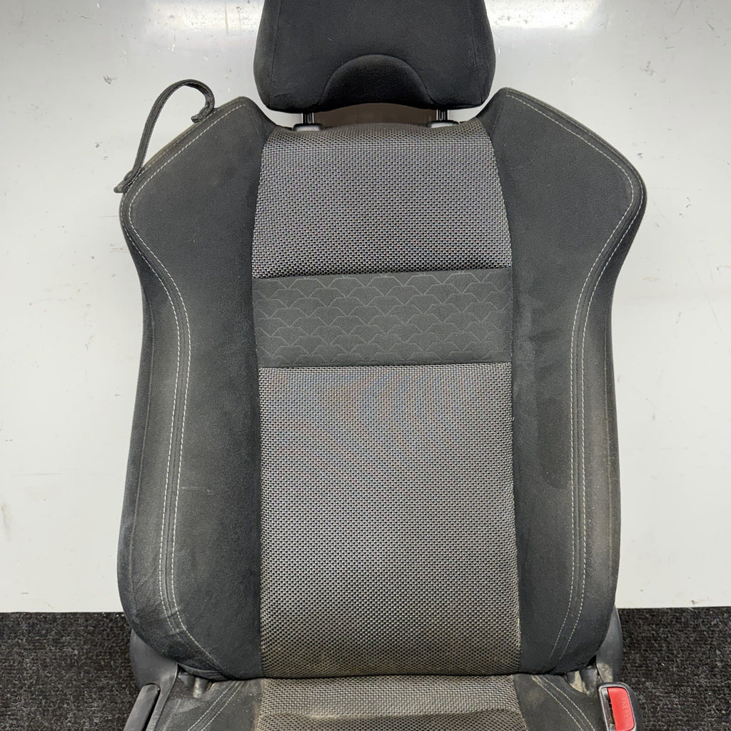 ☑️ 2017-2020 Toyota 86 Front Right Passenger Seat Su003-06563 Black Cloth