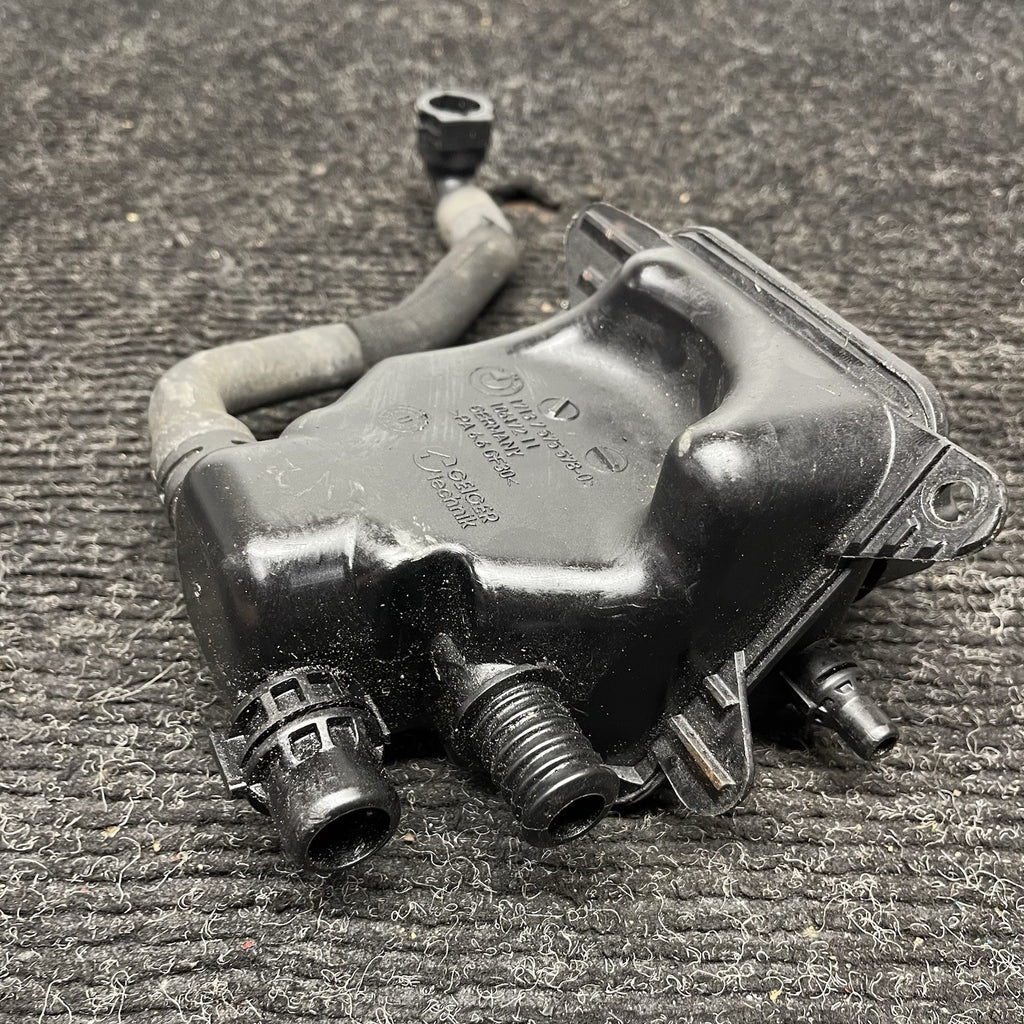 ☑️ F01 F06 F10 F12 N63 Engine Intercooler Coolant Reservoir Expansion Tank OEM