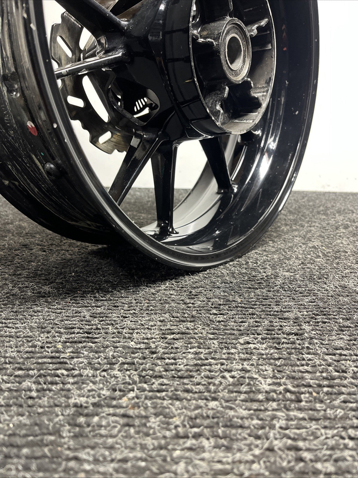 ☑️ OEM GENUINE 2009-2014 BMW S1000RR BLACK REAR WHEEL RIM (53711760)