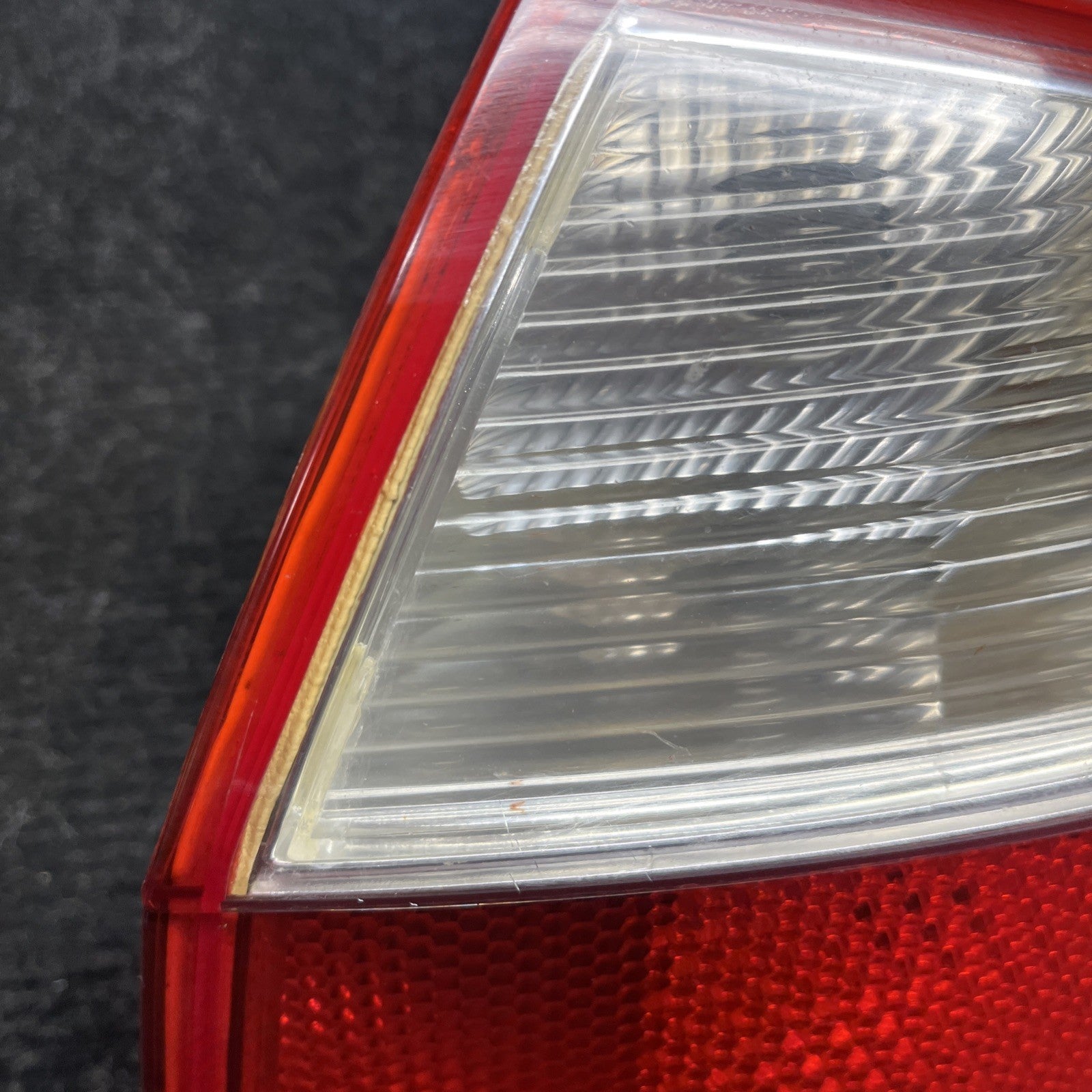 ☑️ 2002-2005 Audi A4 S4 Sedan 4 Door Right Passenger Side RH Tail Light OEM