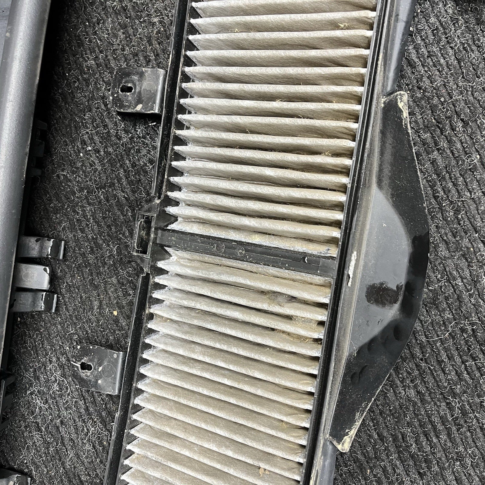 ☑️ 2006-2013 OEM BMW E90 E92 E93 335i Cabin Air Filter Cowl Housing Set