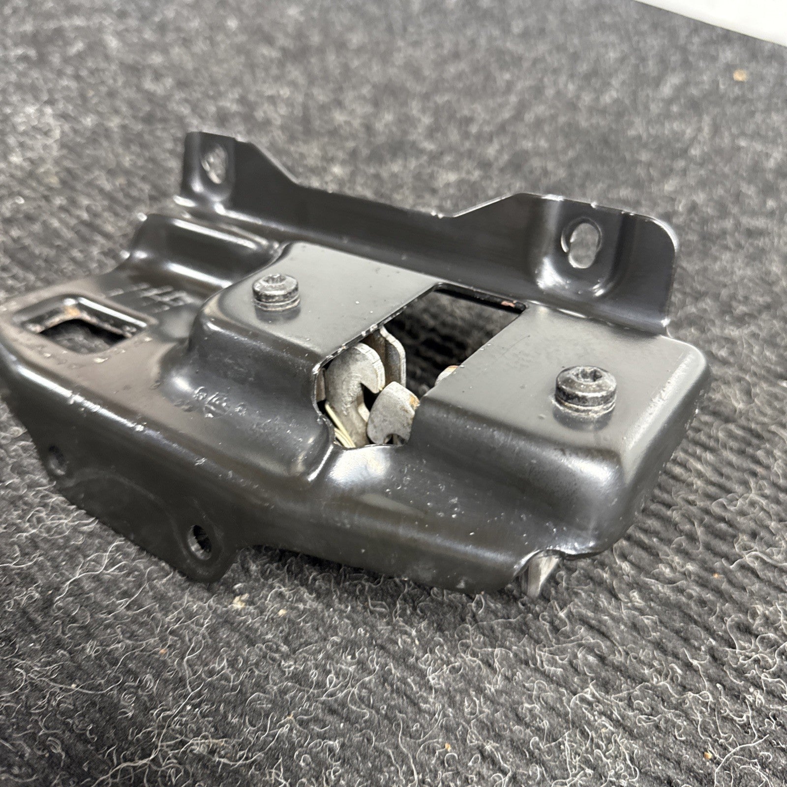 ☑️ 08-13 BMW E82 E88 135i 128i Hood Latch Release 1859512007