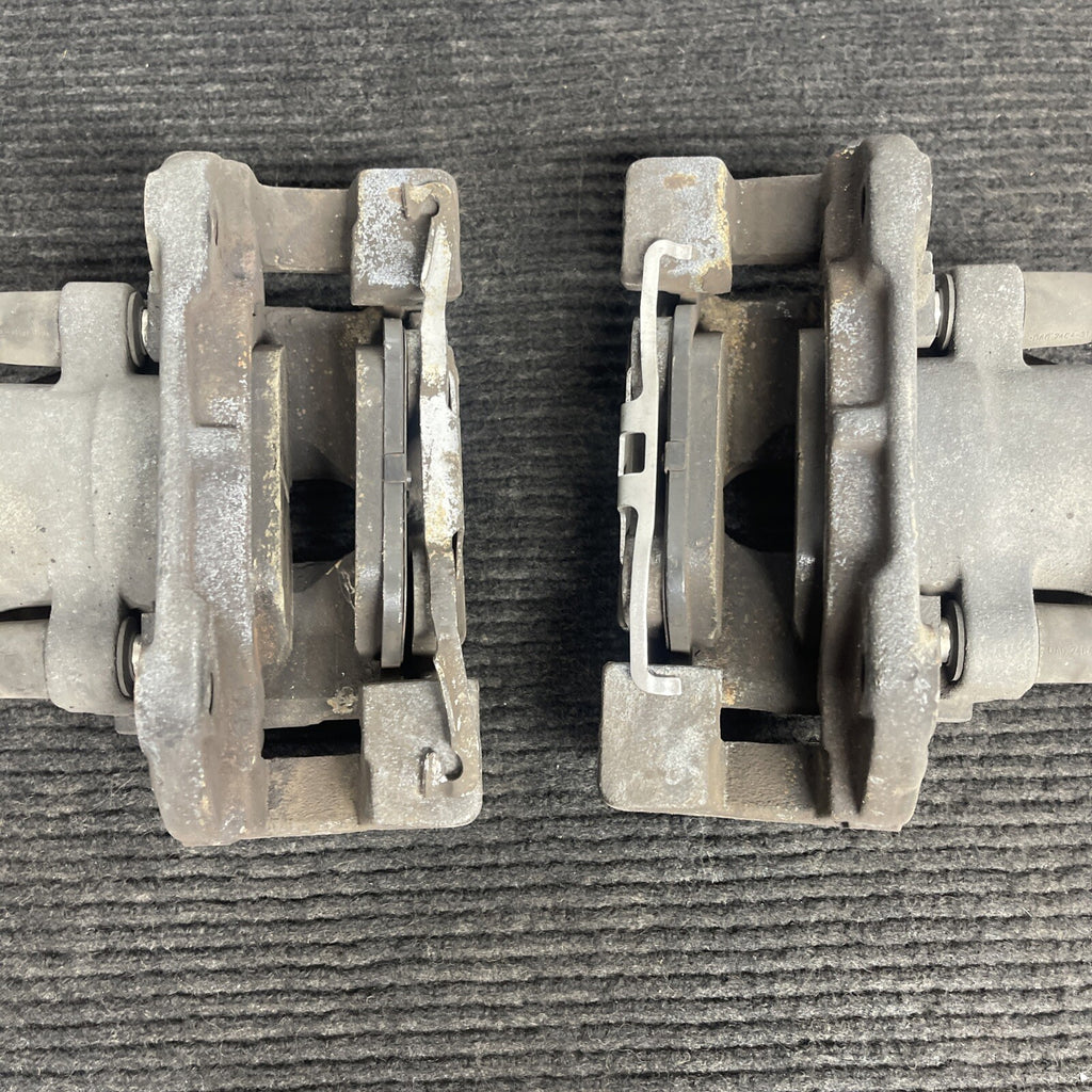 ☑️ BMW E36 E46 E85 Z3 Z4 Front Left & Right Brake Caliper Housing Shoe Set OEM