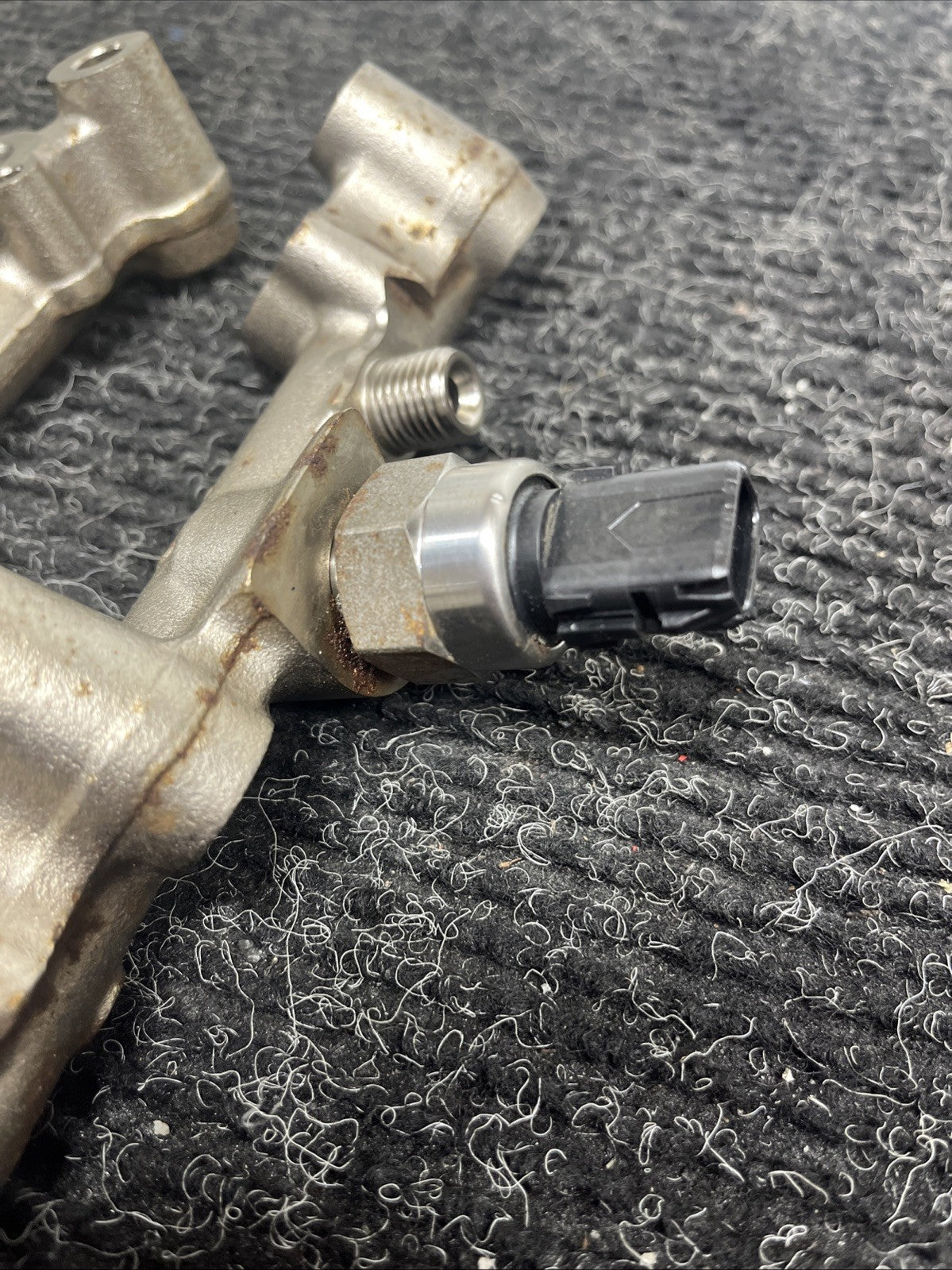 ☑️ TOYOTA FRS SUBARU BRZ 86 OEM 2.0L FA20 FUEL INJECTIONS INJECTOR RAILS - PAIR