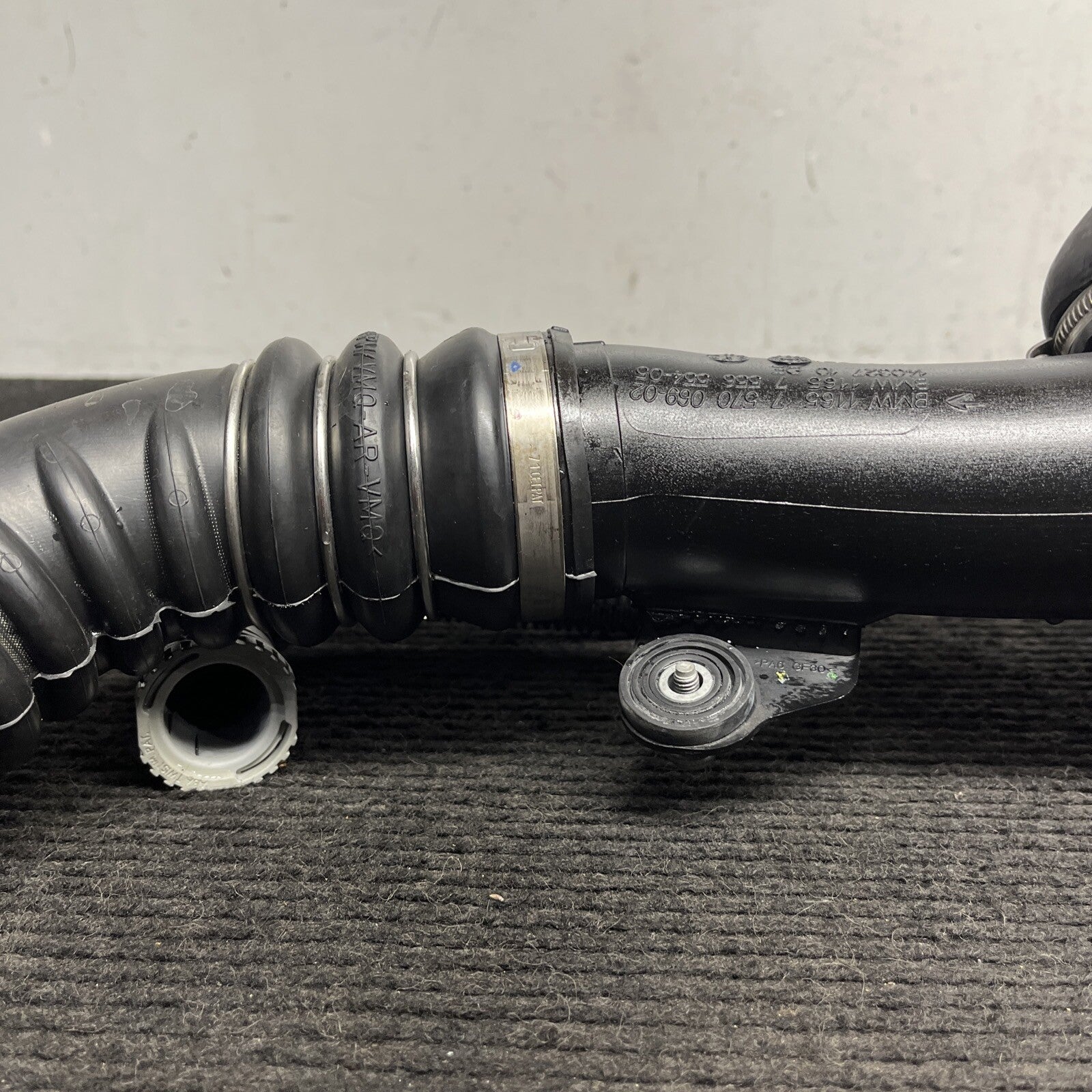 ☑️ 07-13 OEM BMW E90 E92 E93 Charge Pipe Diver Valves Induction Pipe Tract N54