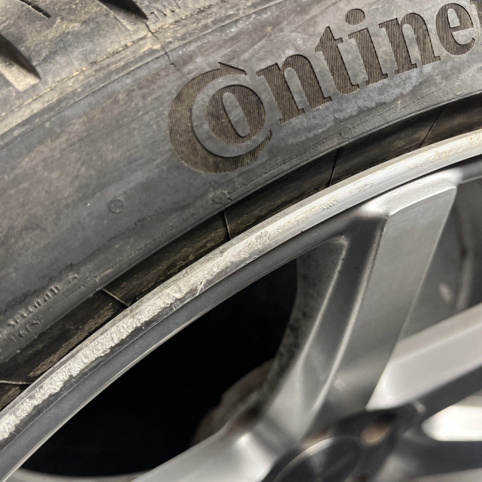 ☑️ ONE Vossen CV3 Silver Wheel W/TIRE & Cap 20x10.5 et30 5x112