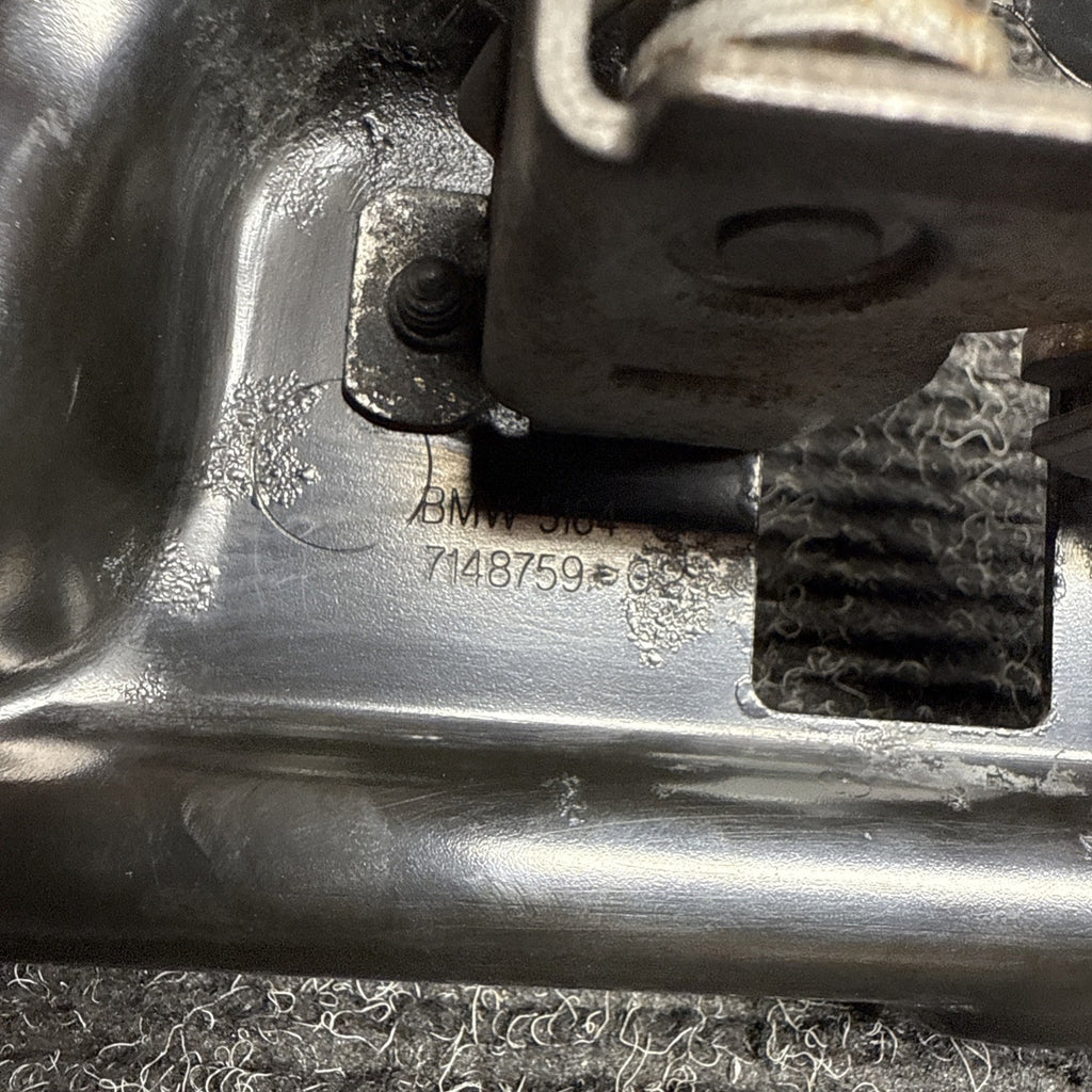 ☑️ 08-13 BMW E82 E88 135i 128i Hood Latch Release 1859512007