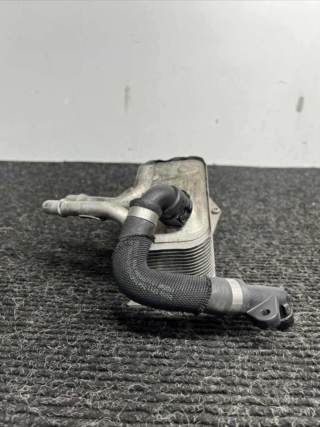 ☑️ 08-13 OEM BMW E88 E82 135 Convertible Coupe Engine N54 N55 Oil Cooler