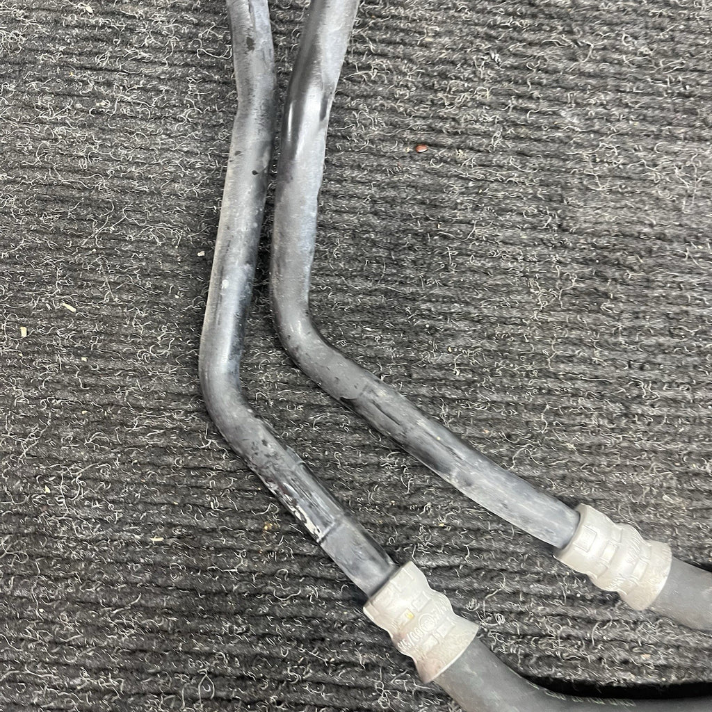 ☑️ 06-11 BMW E90 335d Transmission Oil Cooler Inlet Line Pipe Cooling Hose OEM