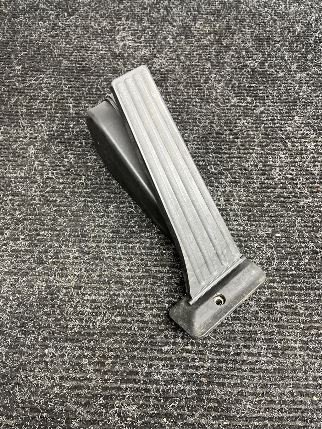 ☑️ Manual Transmission Accelerator Pedal Module BMW OEM E88 E82 135i 128i 08-13