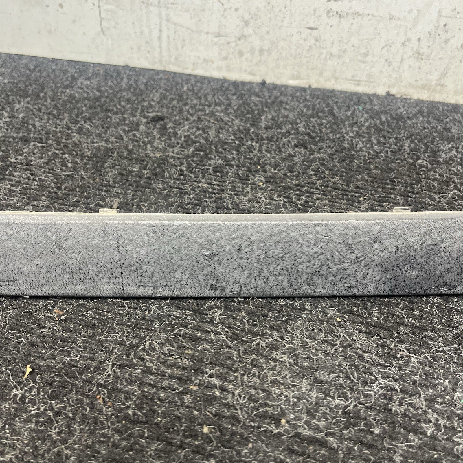 ☑️ 94-99 BMW E36 328i SEDAN SET OF 3 REAR BUMPER TRIM STRIP MOLDING OEM