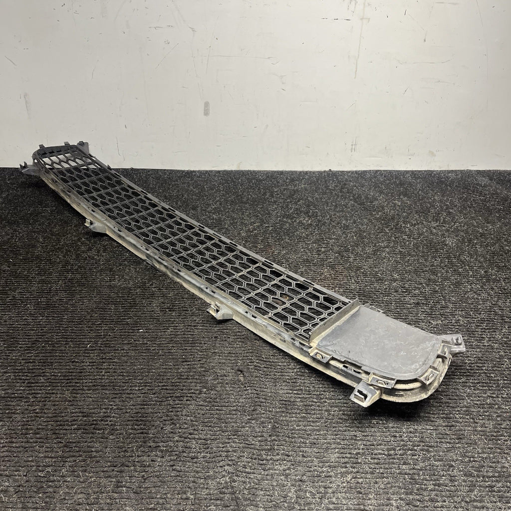 ☑️ 11-13 BMW E70 X5 GRILLE MESH TRIM FRONT BOTTOM LOWER BUMPER OEM 081523