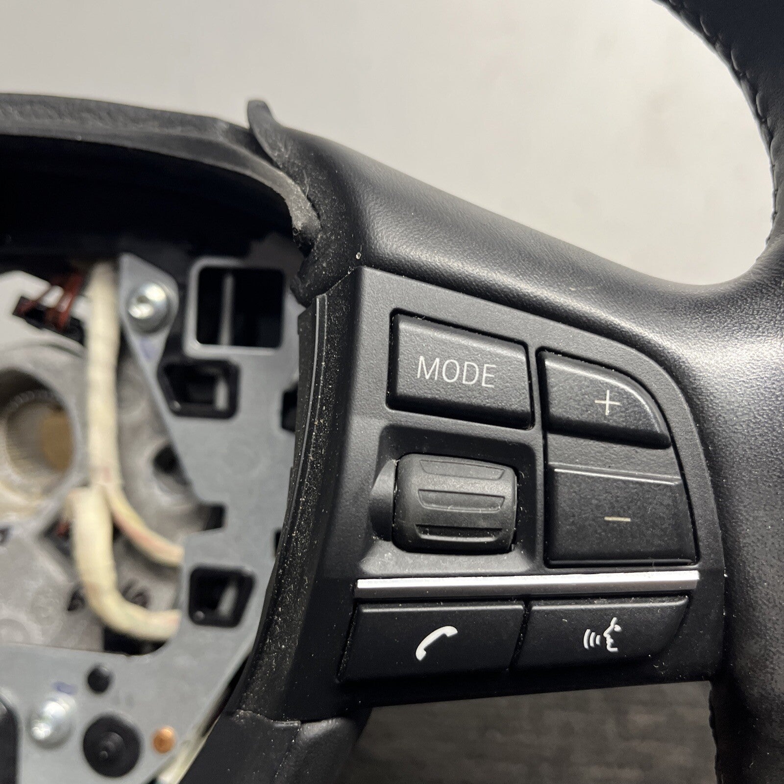 ☑️ BMW F01 F02 F06 F10 F12 5/6/7 Heated Sport Steering Wheel OEM