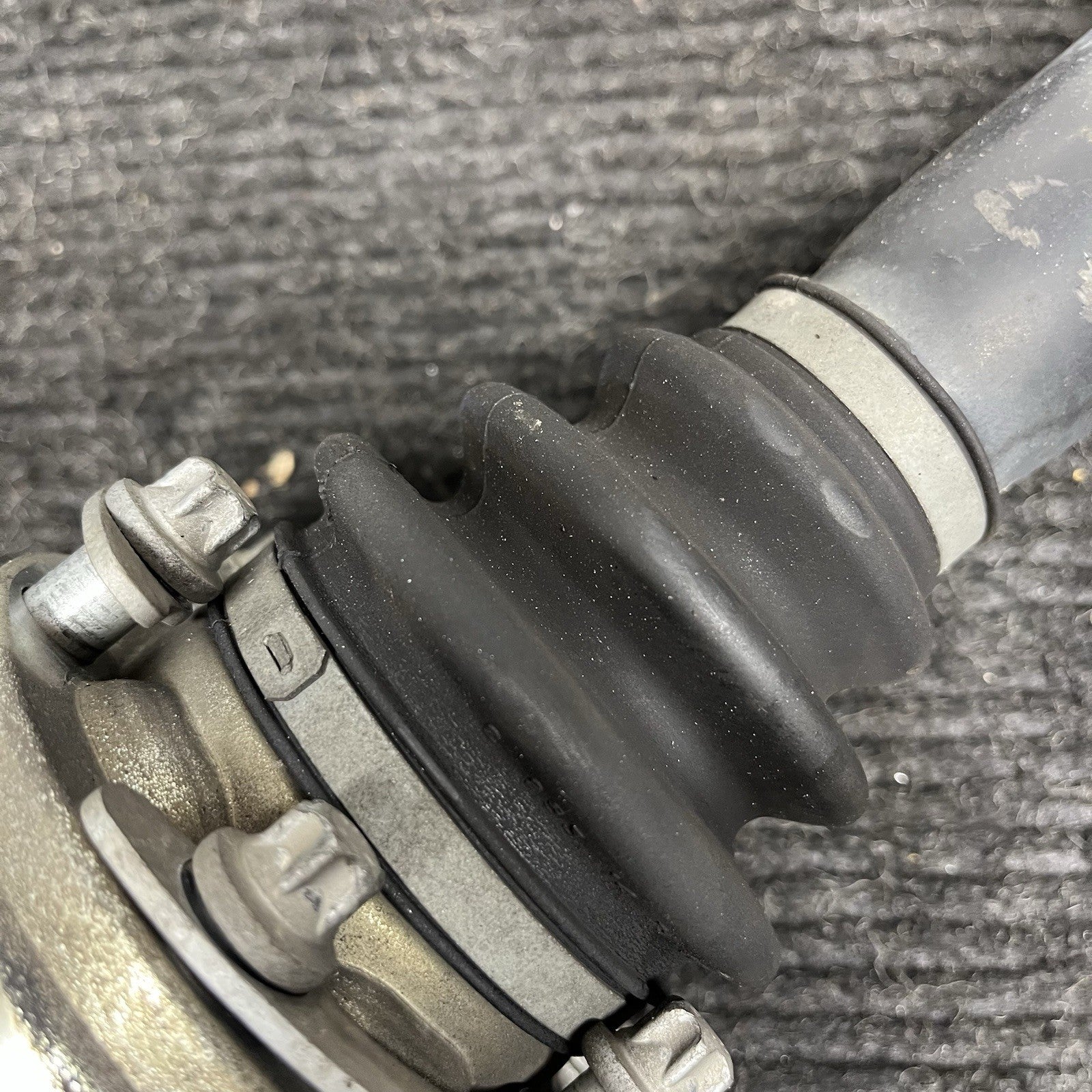☑️ OEM BMW E82 E90 E92 E93 DCT/MT Rear Right Passenger Output Half Shaft CV Axle