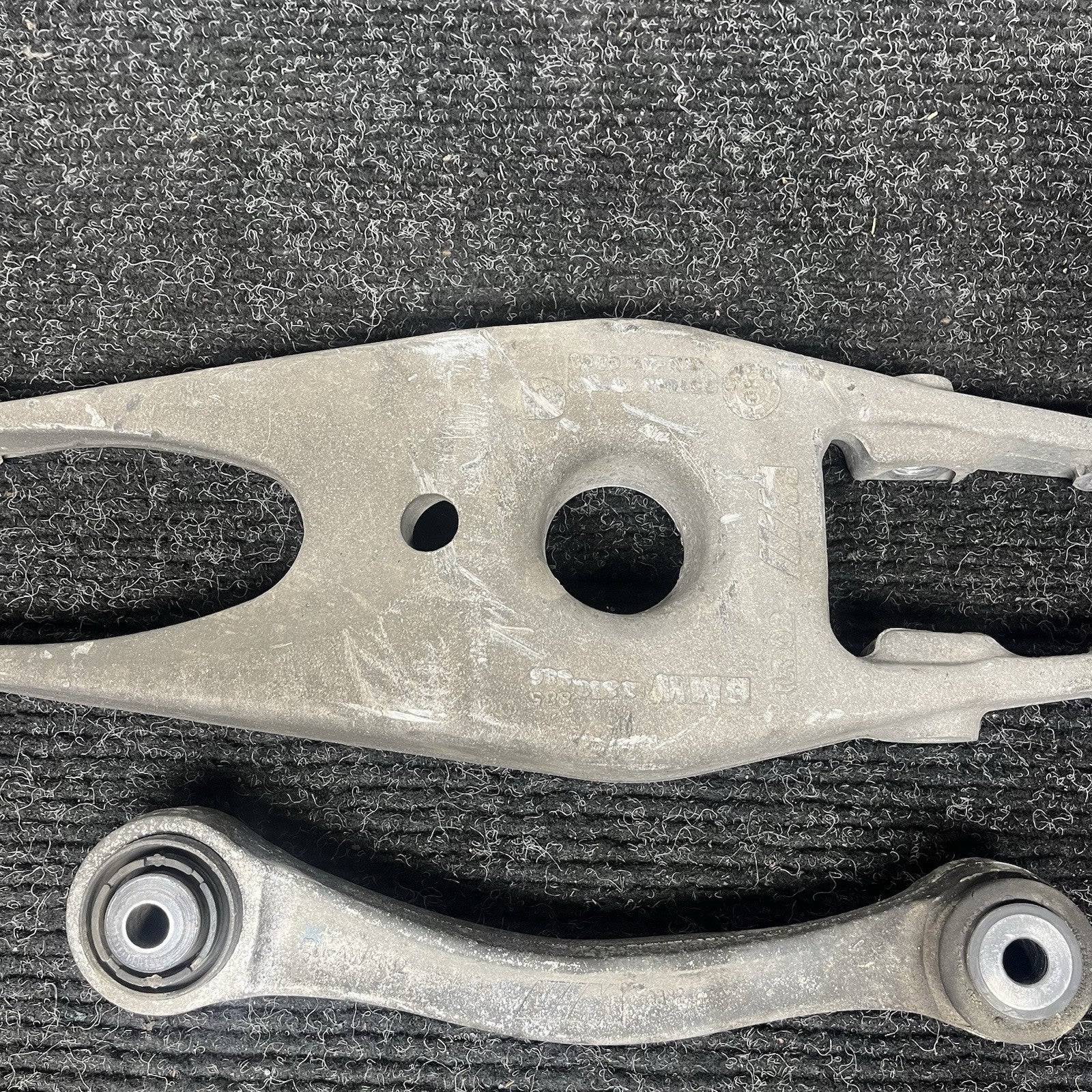 ☑️ 08-13 OEM BMW M3 E90 E92 E93 M3 Rear Right Passenger Tie Rod Control Arm SET