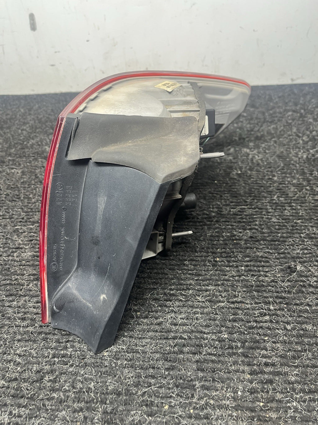 ☑️ 07-10 OEM BMW E92 328 335 M3 Coupe Pre-LCI Rear Left Driver Outer Tail Light