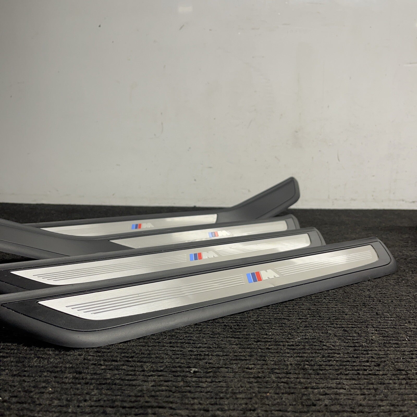 ☑️ 2010 BMW 750i SET OF 4 M SPORT DOOR SCUFF SILL PLATES TRIM COVER OEM