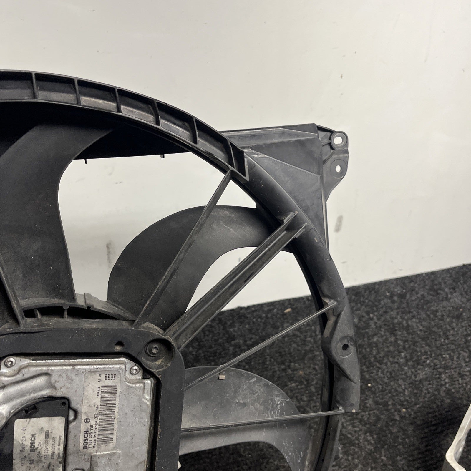 ☑️ 07-13 OEM BMW E88 E90 E92 N54 N55 Engine Radiator Cooling Auxiliary Fan 600W