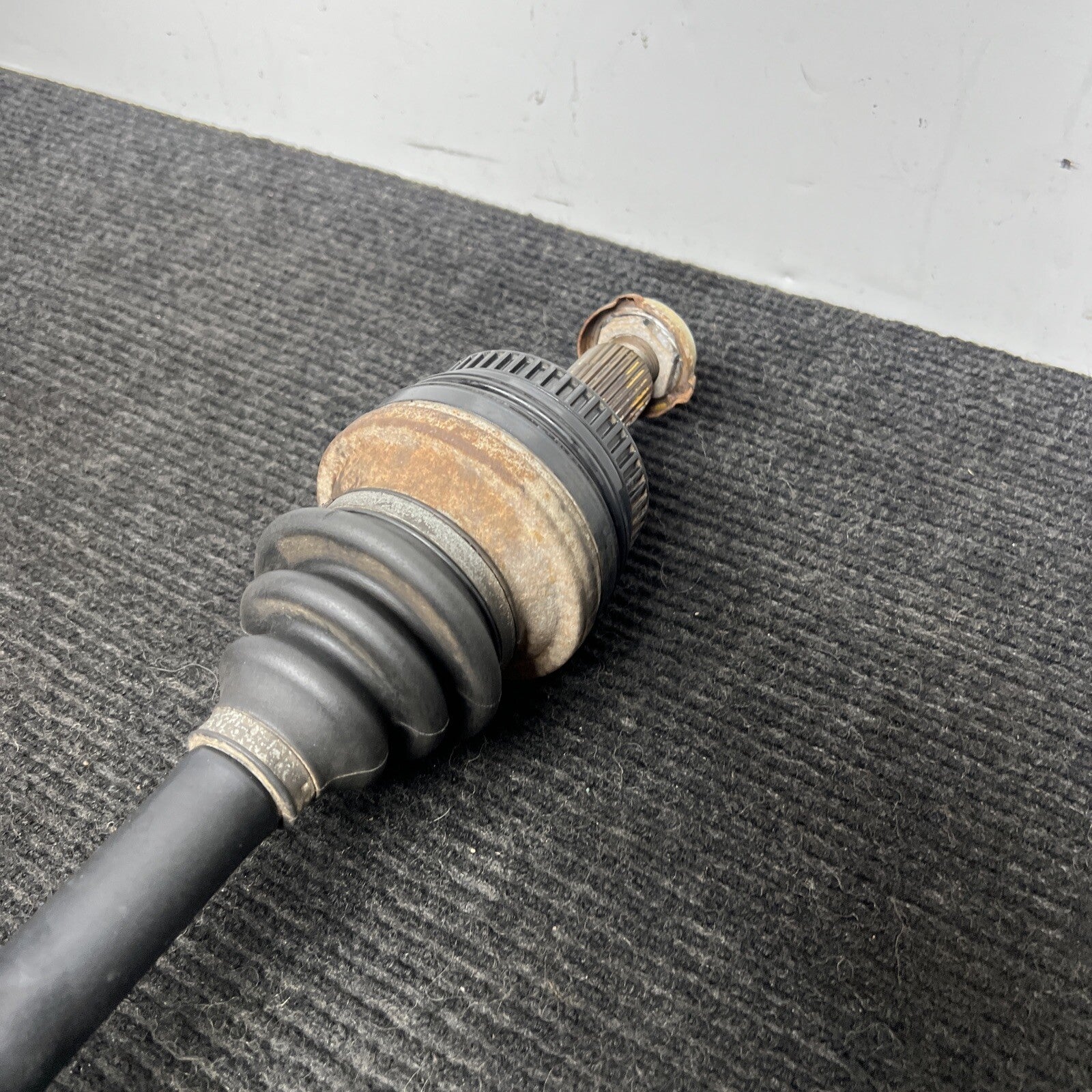 ☑️ 1997-02 BMW Z3 OEM Rear Right Hand Pass Side Axle GOOD SHAPE W/HARDWARE