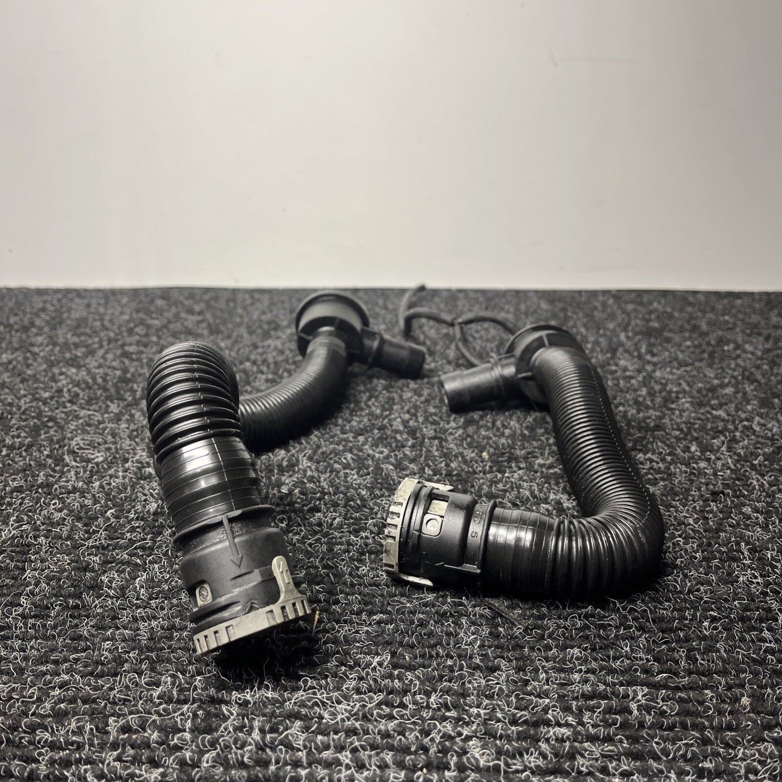 ☑️ 07-10 OEM BMW E90 E92 E93 335 Charge Pipe Diverter Valves Induction Pipe N54