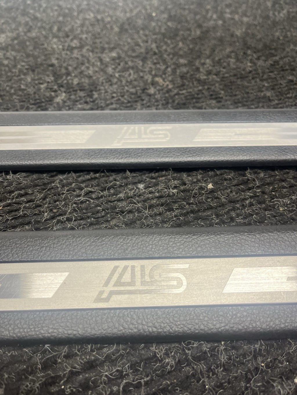 ☑️ 2015-2021 Subaru WRX STI Front Door Sill Trim Set OEM LU85