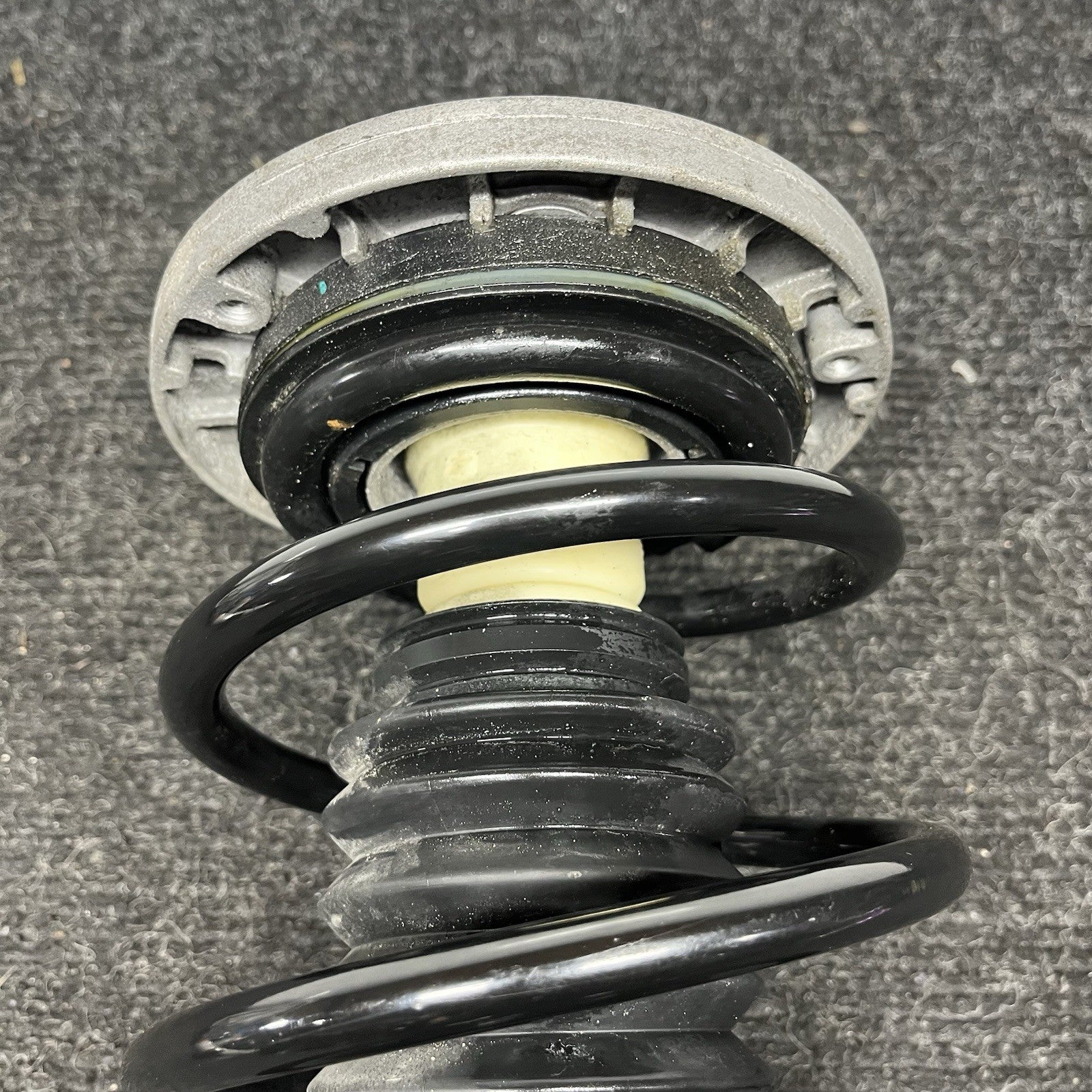 ☑️ 2011-2017 BMW X3 X4 Left Front Strut Shock Spring 31316796315 OEM