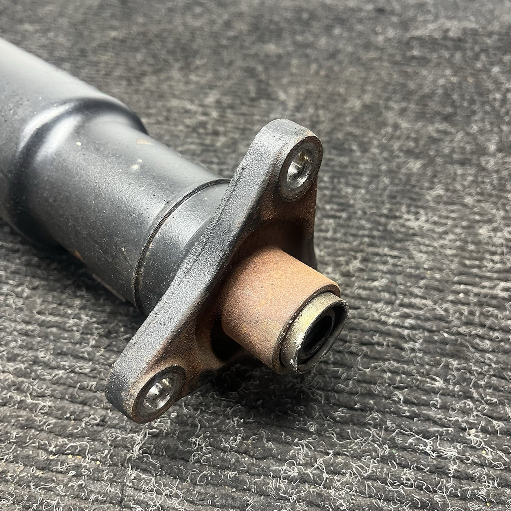 ☑️ 11-18 BMW E70 X5 15-19 E71 X6 3.0 REAR DRIVESHAFT PROPELLER SHAFT OEM 7589128