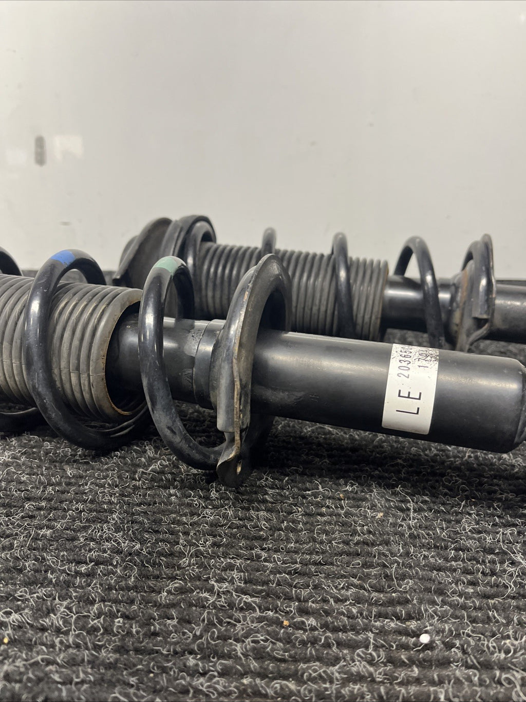 ☑️ OEM Rear Springs/Struts Suspension Subaru BRZ Toyota 86 Scion FRS