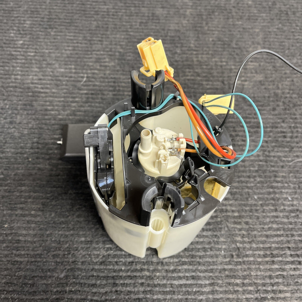 ☑️ 06-13 BMW76k E90 E84 E82 E88 E92 135i 335i X1 Right Fuel Pump Assembly OEM
