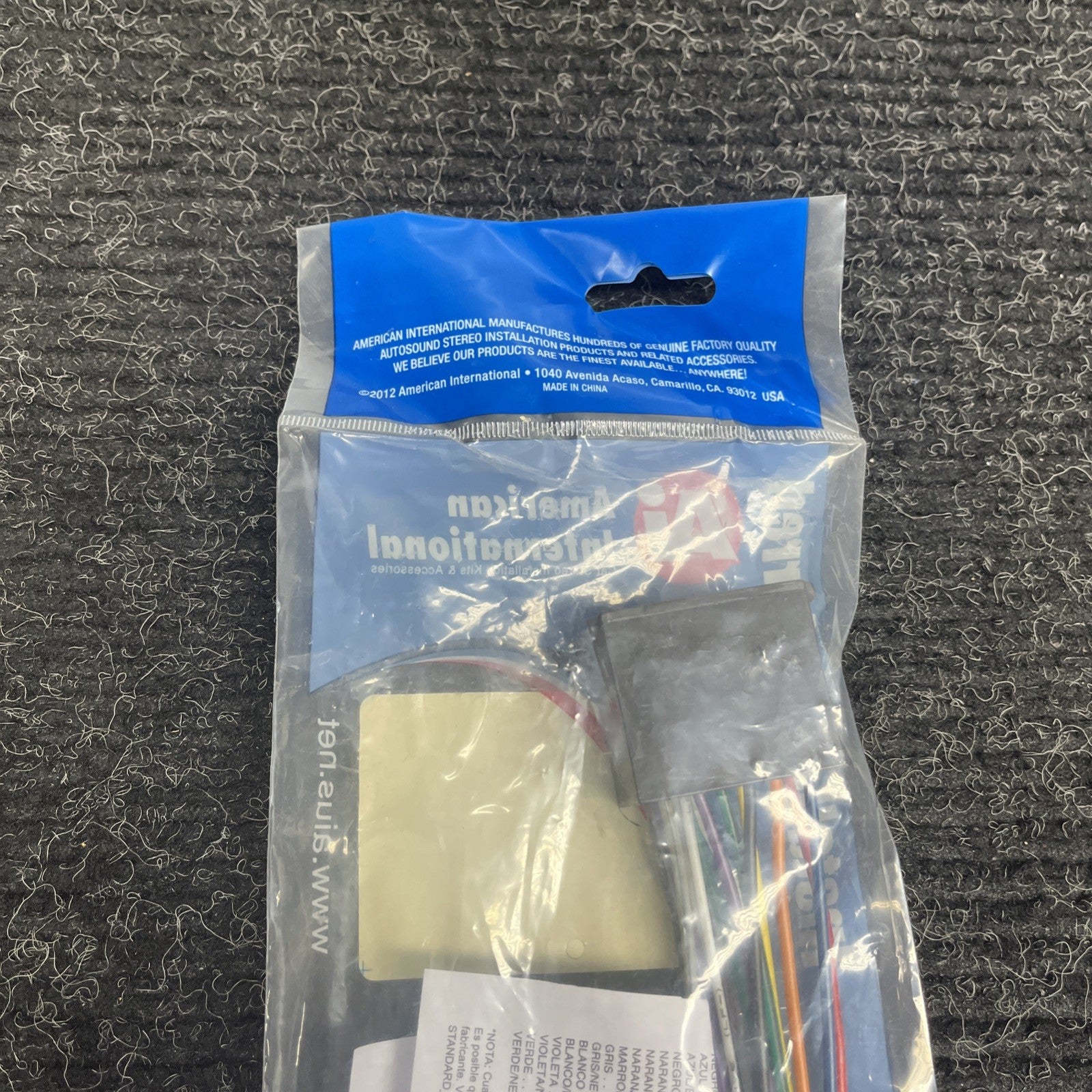 ☑️ OEM AMERICAN INTERNATIONAL WIRING HARNESS PLUG FOR AFTERMARKET RADIO BWH470