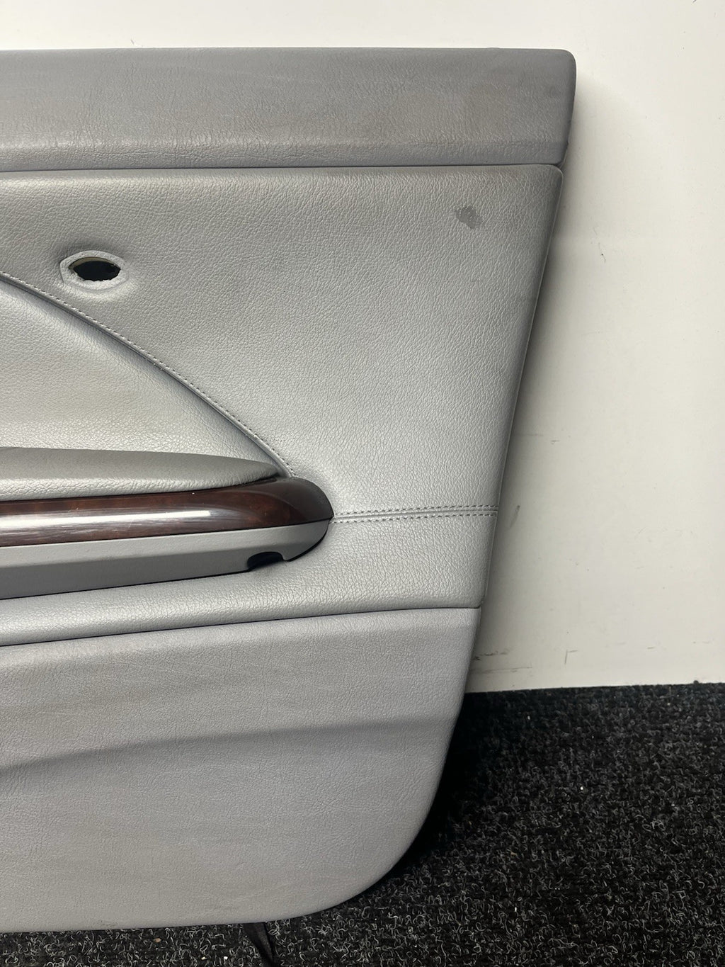 ☑️02-06 BMW E46 SEDAN PASSENGER RIGHT SIDE DOOR PANEL CARD GRAY OEM