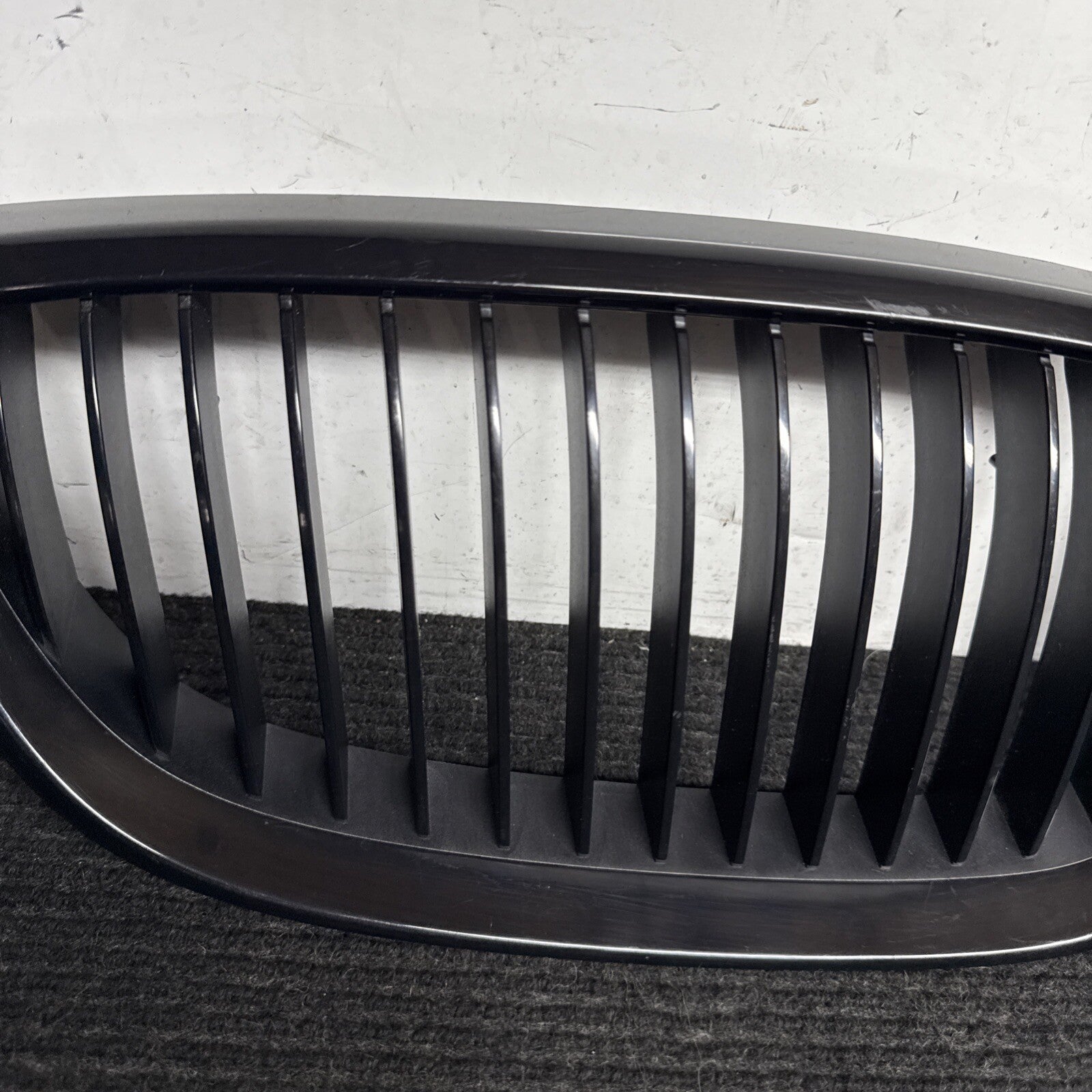 ☑️ 07-10 BMW E92 E93 328I 335I SET FRONT BUMPER LEFT & RIGHT KIDNEY GRILLE OEM