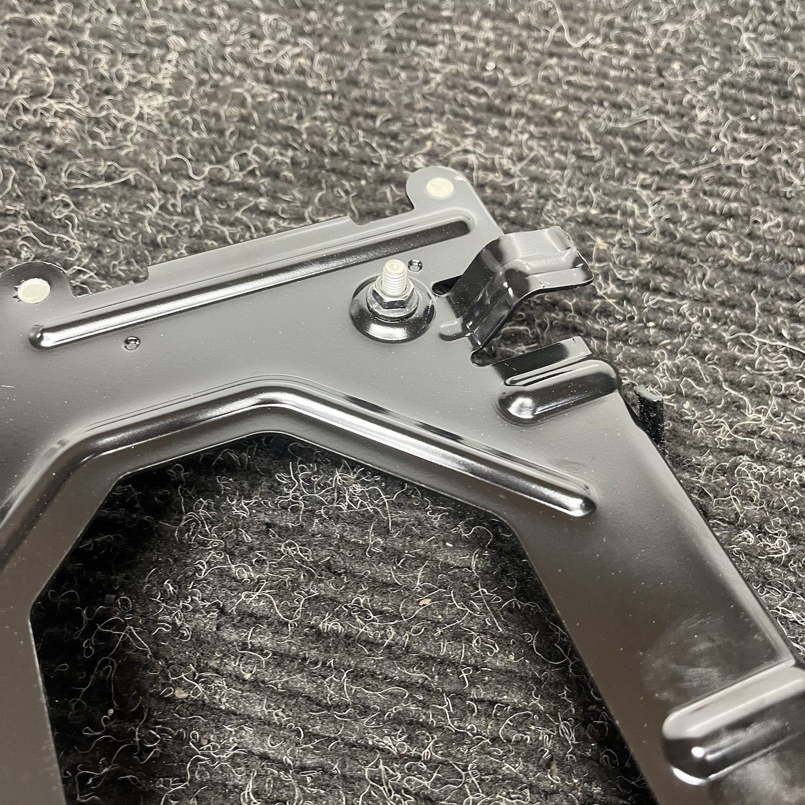 ☑️ 07-13 BMW 335i 335xi 328xi E90 E92 Telematics Module Bracket Holder 9135687