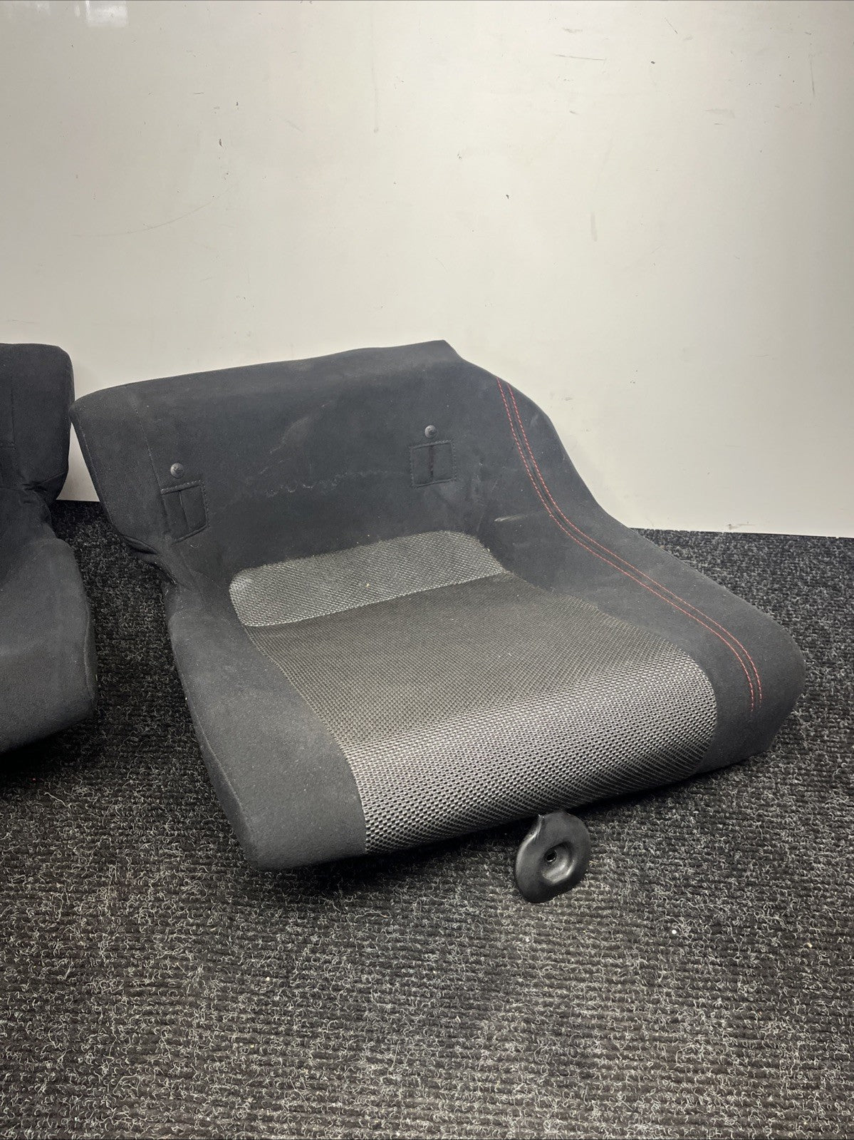 ☑️ 2013-20 Subaru BRZ Scion FR-S Rear Left Driver Lower Seat Cushion OEM