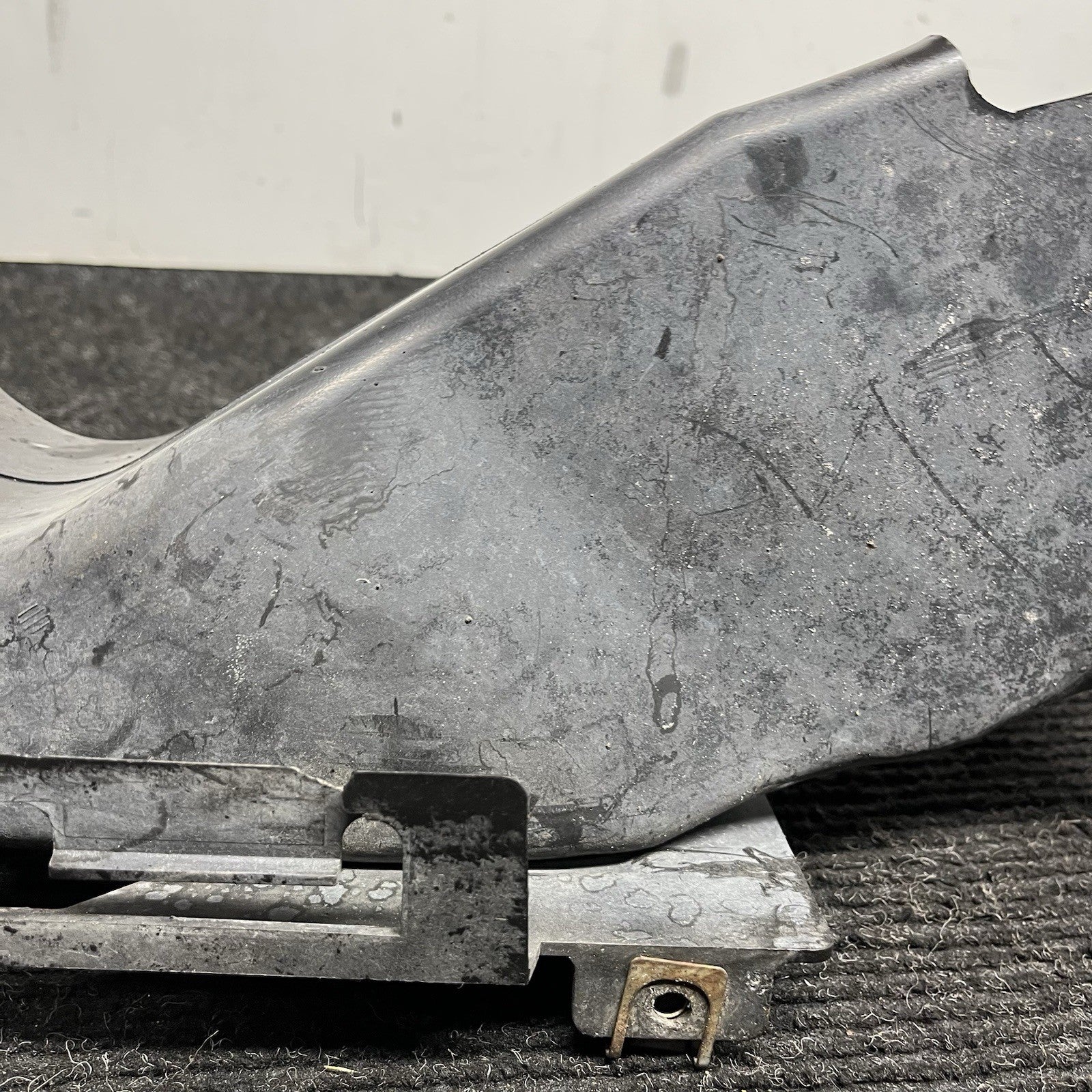 ☑️01-06 OEM BMW E46 325Ci 330Ci Coupe Convertible Right Passenger Air Brake Duct