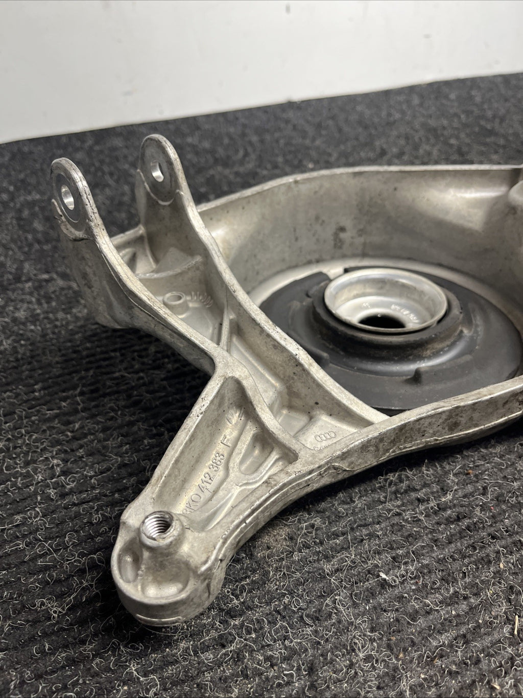 ☑️ 2009-2017 AUDI Q5 SQ5 - Front Strut Mount 8K0412383F